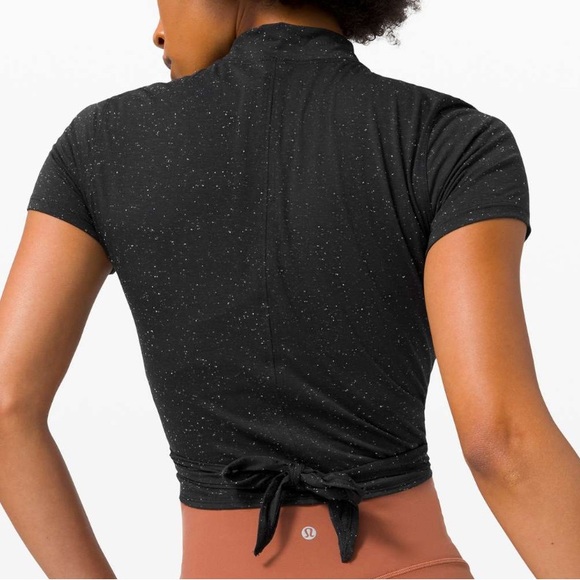 Lululemon Time to Restore Mock Neck Short Sleeve - Sz LG - Picture 5 of 5